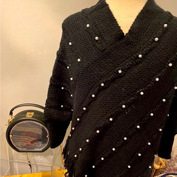 Sweaters - Poncho sweater
